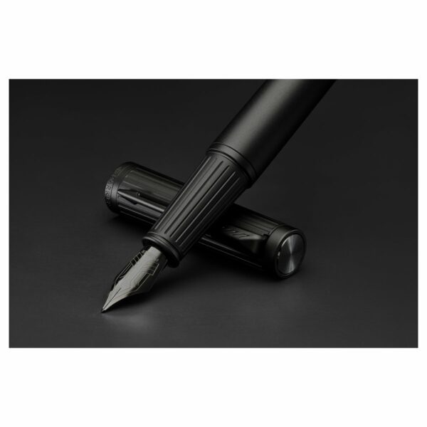 Ручка перьевая Parker "Ingenuity Black BT" 0,8мм, подарочная упаковка